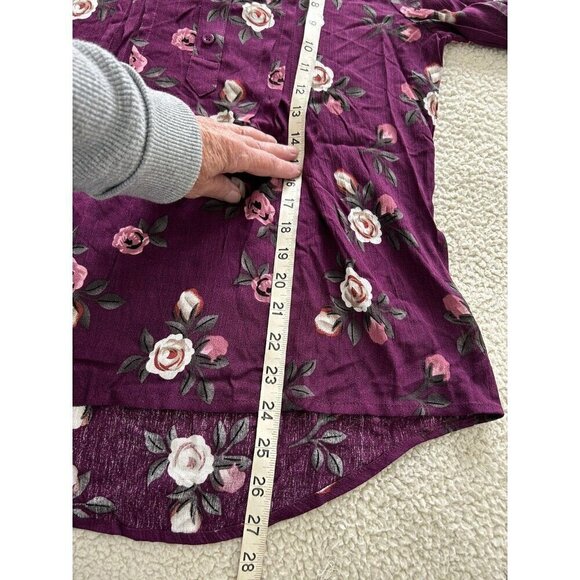 Fun2Fun Plum Floral Maley Pleated V-Neck 3/4 Sleeve Blouse Size XS - Picture 9 of 9